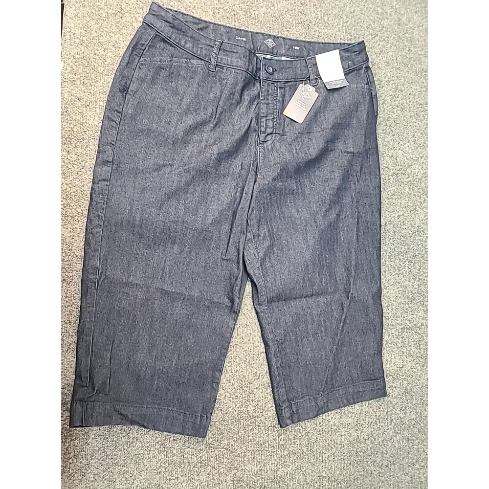 NWT St John's Bay Women's Capri Jeans, Mid-Rise, Size 16W, Dark Wash